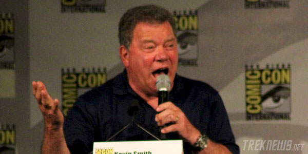 William Shatner Epic Khan Scream at SDCC 2011 William Shatner Epic Khan Scream at SDCC 2011