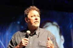STLV 2011: Jonathan Frakes, Walter Koenig, Tim Russ, Rene Auberjonis, Nana Visitor, DS9 Aliens and More [Photos]
