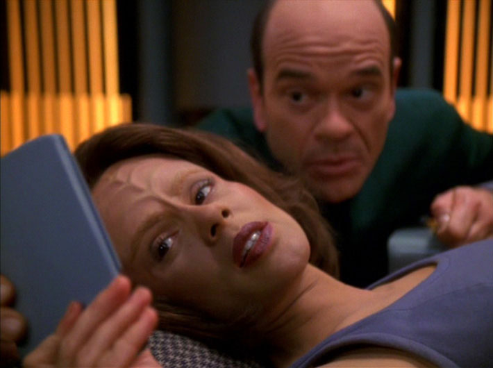 Star Trek: Voyager "Lineage"