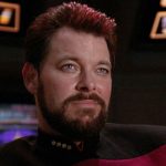 Jonathan Frakes Discusses the Next Episode of DISCOVERY, Compares Cast to TNG