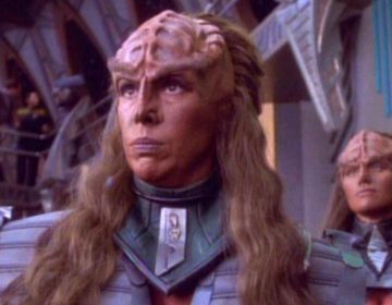 Barbara March, TNG, DS9's Klingon Lursa, Passes Away at 65