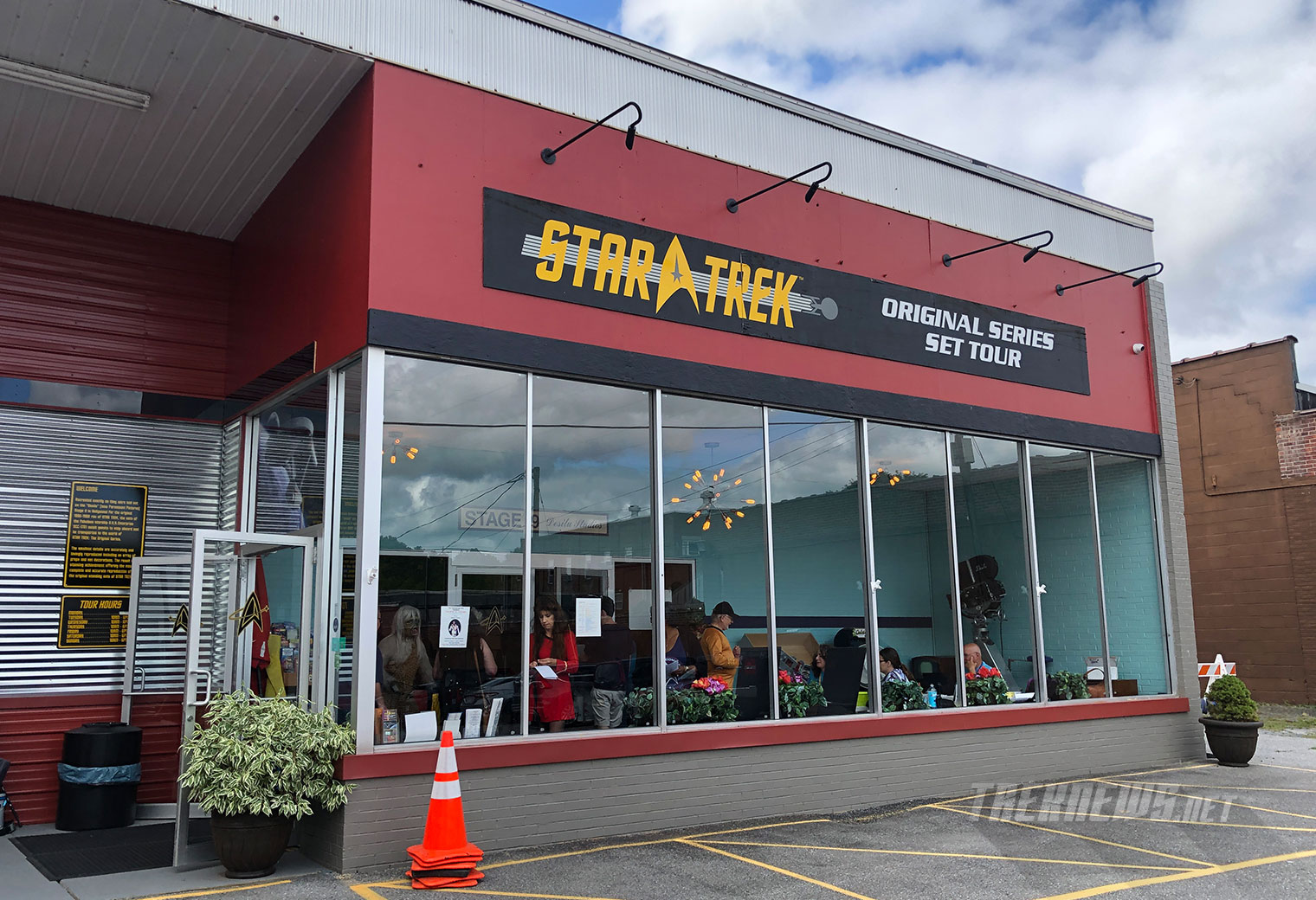 trek store